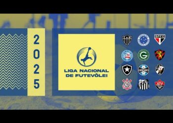 Imagem de bandeiras de clubes de futebol brasileiros, com o logo da Liga Nacional de Futebol 2025 ao centro.
