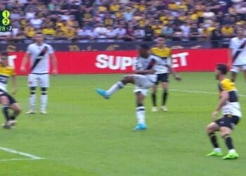 Reviva os emocionantes momentos de Criciúma 2 x 2 Vasco