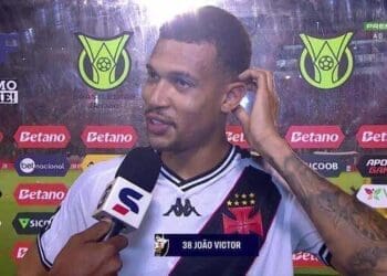João Victor fala sobre a derrota do Vitória para o Vasco: confira a entrevista pós-jogo.