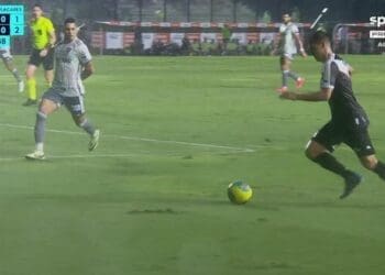 Assista aos destaques do primeiro tempo de Vasco x Atlético-MG.