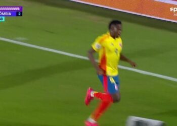 Vasco busca negociar o valor exigido pelo Rennes por Andrés Gómez.