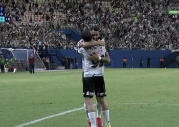 Assista aos destaques da partida Vasco 2 x 0 Madureira.