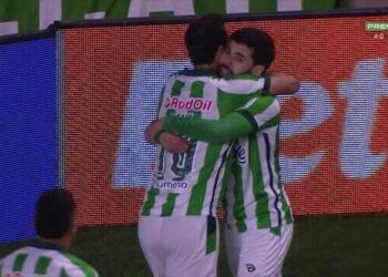 Confira os destaques do primeiro tempo entre Juventude e Vasco.