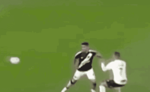 Carabajal na partida contra o Corinthians