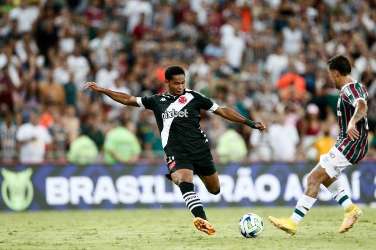 Eguinaldo durante o jogo contra o Fluminense