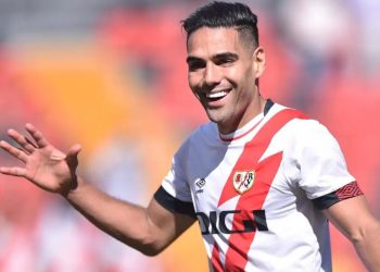 Falcão García em campo pelo Rayo Vallecano, da Espanha