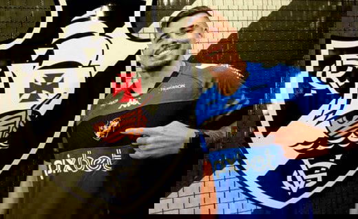 Ivan é o novo reforço do Vasco