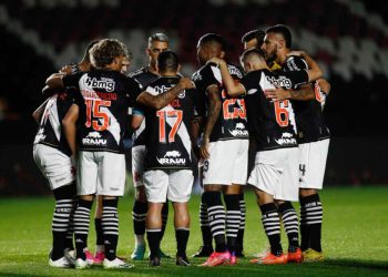 Ramón Díaz elogia postura do Vasco contra o Athletico-PR, mas pede reforços