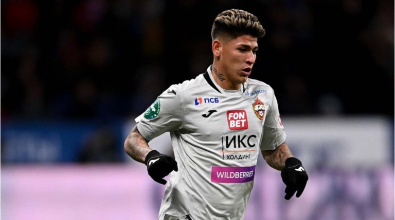 Jorge Carrascal em campo pelo CSKA, da Rússia