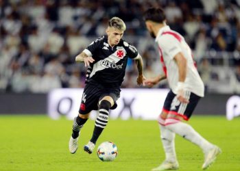 Luca Orellano durante o jogo contra o River Plate