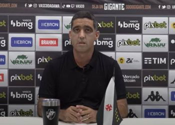 Luiz Mello em pronunciamento na Vasco TV