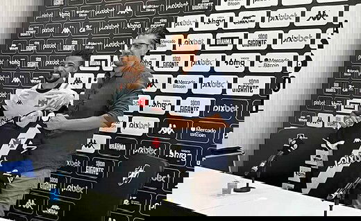 Paulinho e Paulo Bracks em apresentação