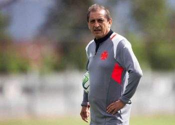 Ramón Díaz durante treino do Vasco