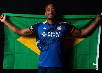 Sergio Santos joga no Cincinnati, dos Estados Unidos, desde 2022