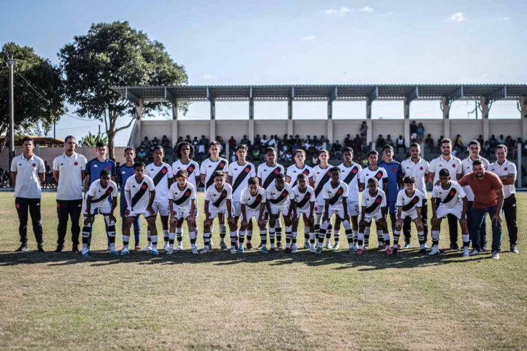 Sub-13 do Vasco na ES Cup