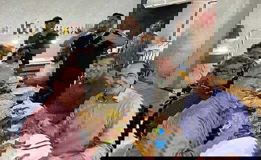 Diretoria do Vasco almoçando na Barreira