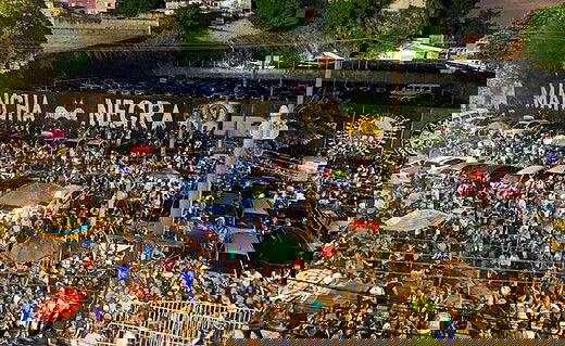 Barreira do Vasco, no entorno de São Januário, antes de jogo contra o Vila Nova pela Série B 2022