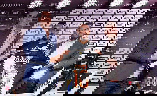 Paulo Bracks, Dimitri Payet e Lucio Barbosa em São Januário