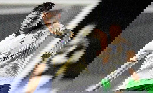 Capasso em ação pelo Vasco contra o Bangu