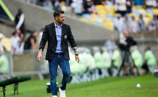 Emiliano Díaz em jogo do Vasco no Maracanã