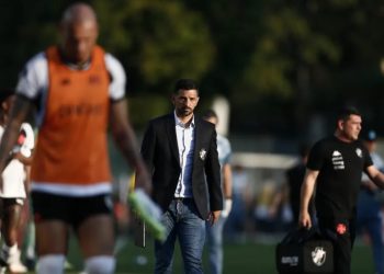 Emiliano Díaz, auxiliar-técnico do Vasco