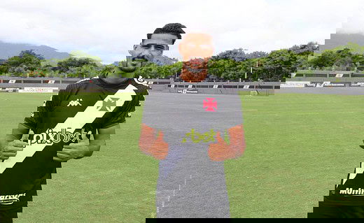 Gabriel Dias no CT Moacyr Barbosa