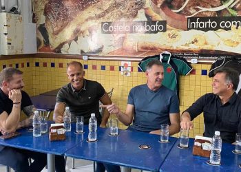 Ídolos do Vasco se reencontram nos 25 anos da Libertadores