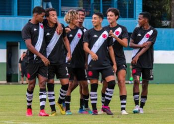 Jogadores do Sub-17 do Vasco da Gama