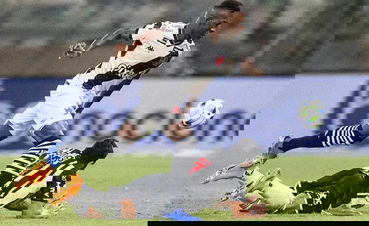 Léo em jogo contra o Atlético-MG