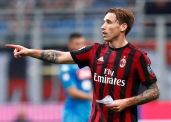 Lucas Biglia em campo nos tempos de Milan, da Itália