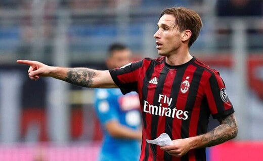 Lucas Biglia em campo nos tempos de Milan, da Itália