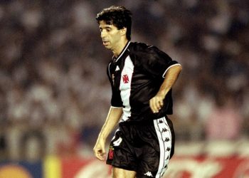 Mauro Galvão defendeu o Vasco entre 1997 e 2000