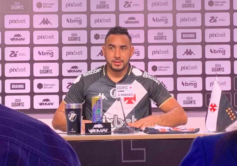 Payet em apresentado pelo Vasco