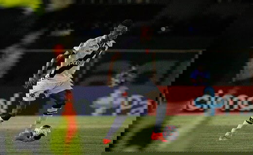 Robson Bambu em jogo contra o Audax