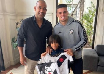 Rodrigo com o filho e Gabriel Pec
