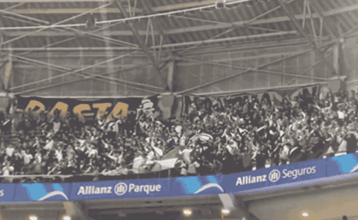 Torcida do Vasco presente no Allinaz Parque