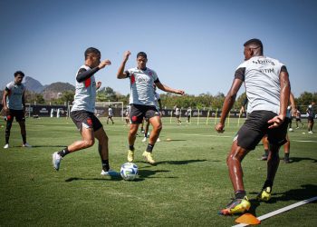 Treino do Vasco nesta sexta-feira, no CT Moacyr Barbosa