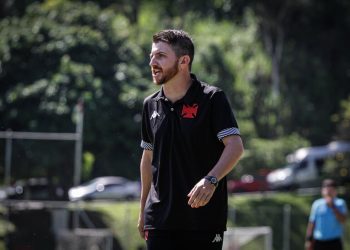 William Batista no comando do Sub-20 do Vasco