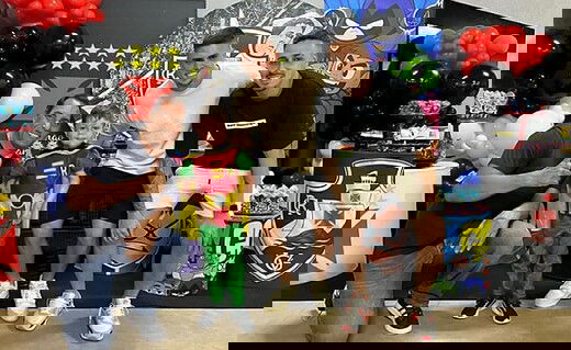 Edmundo, Gabriel Pec e Rodrigo Dinamite no aniversário de Gui