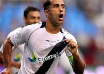 Felipe em campo pelo Vasco em 2012