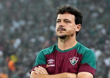 Fernando Diniz em Fluminense x Vasco pelo Brasileiro 2023