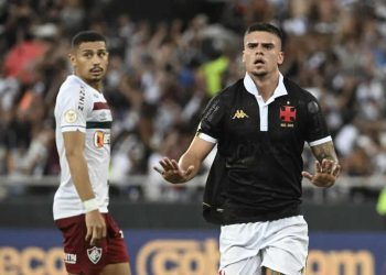 Gabriel Pec fez dois gols contra o Fluminense