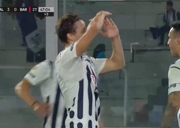Matías Galarza marca golaço pelo Talleres, da Argentina