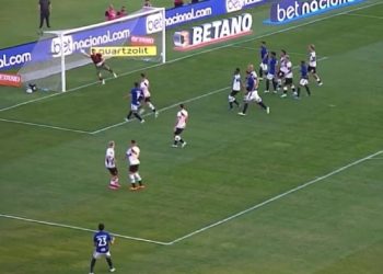 Gol de Machado, do Cruzeiro, contra o Vasco