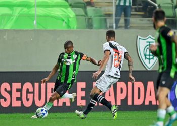 Juninho em América-MG x Vasco