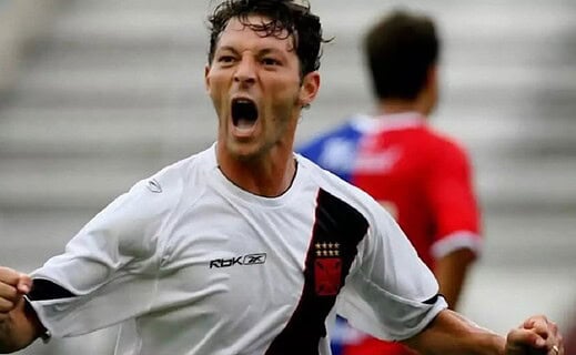 Leandro Amaral em ação pelo Vasco