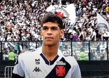 Iran Ferreira, o ''Luva de Pedreiro'', em São Januário