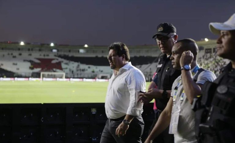 Ministério Público e Polícia Militar em operação em São Januário