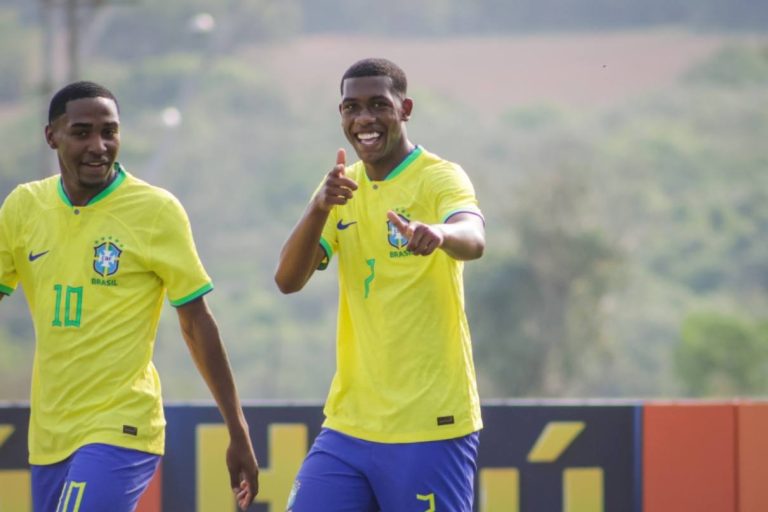 Rayan balançou as redes pela Seleção Brasileira Sub-17