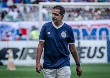 Renato Paiva, técnico do Bahia